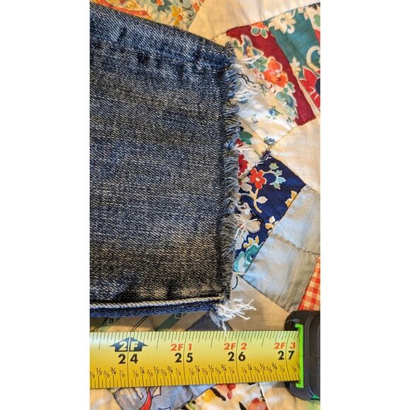 Judy Blue Los Angeles Relaxed Fit Shredded Back Pocket Raw Hem Jean Sz 7/28 - Picture 12 of 15